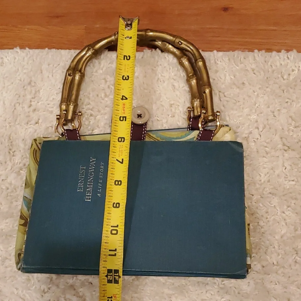 Book Purse - Picture 7 of 9